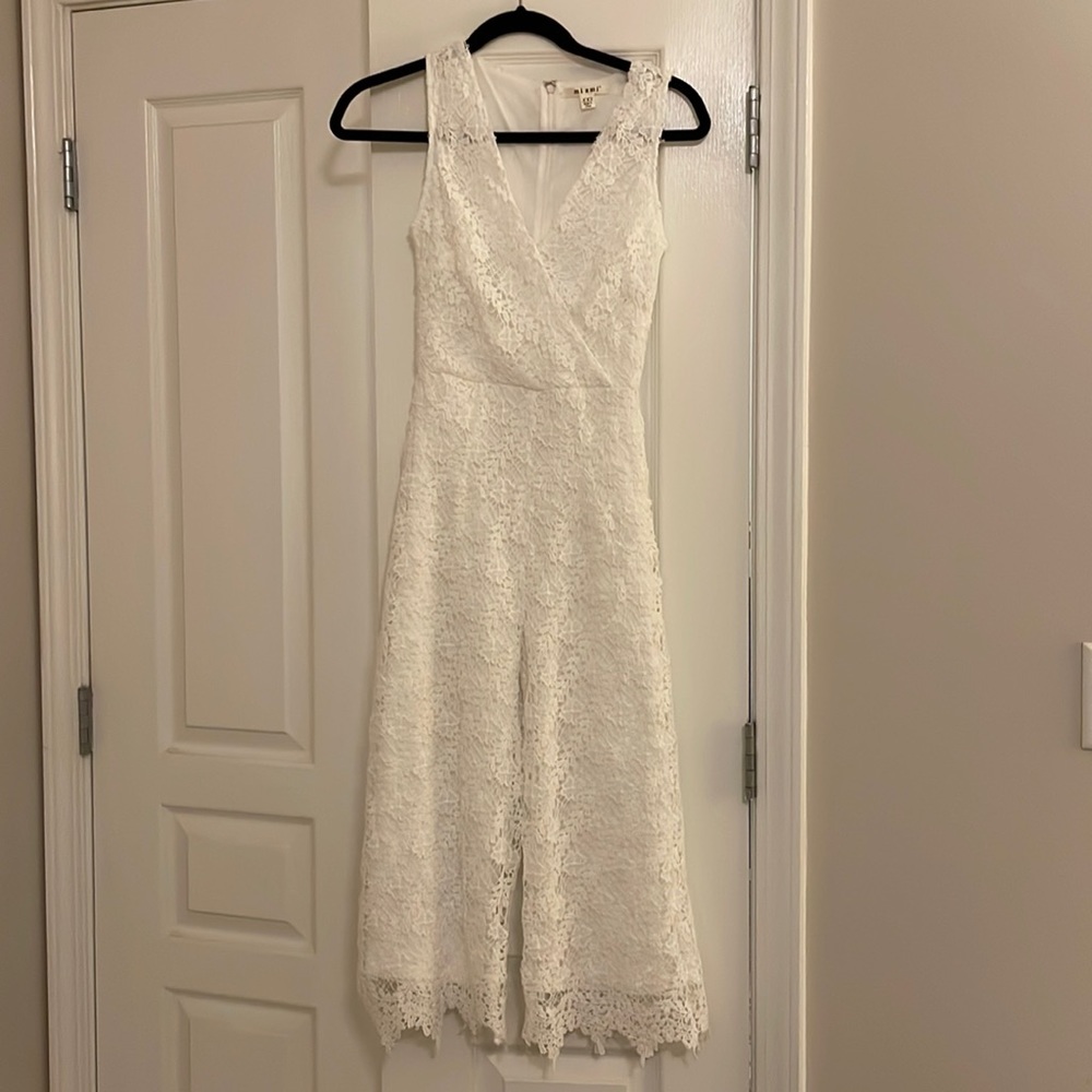 Francesca’s Bridal White Jumpsuit in XXS - Perfect for Bachelorette Party